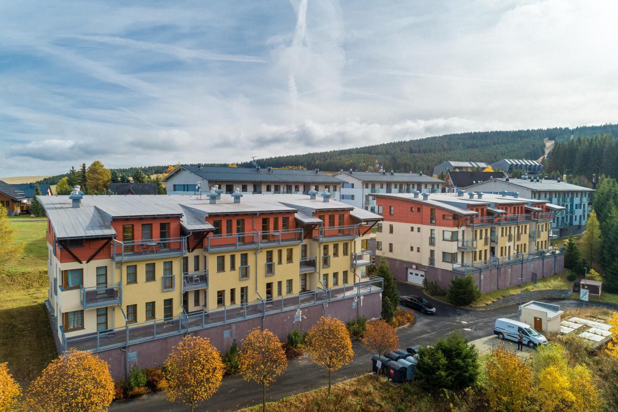 K2 Aparthotel Klinovec Views - Mezonet Apt Loučná pod Klínovcem المظهر الخارجي الصورة
